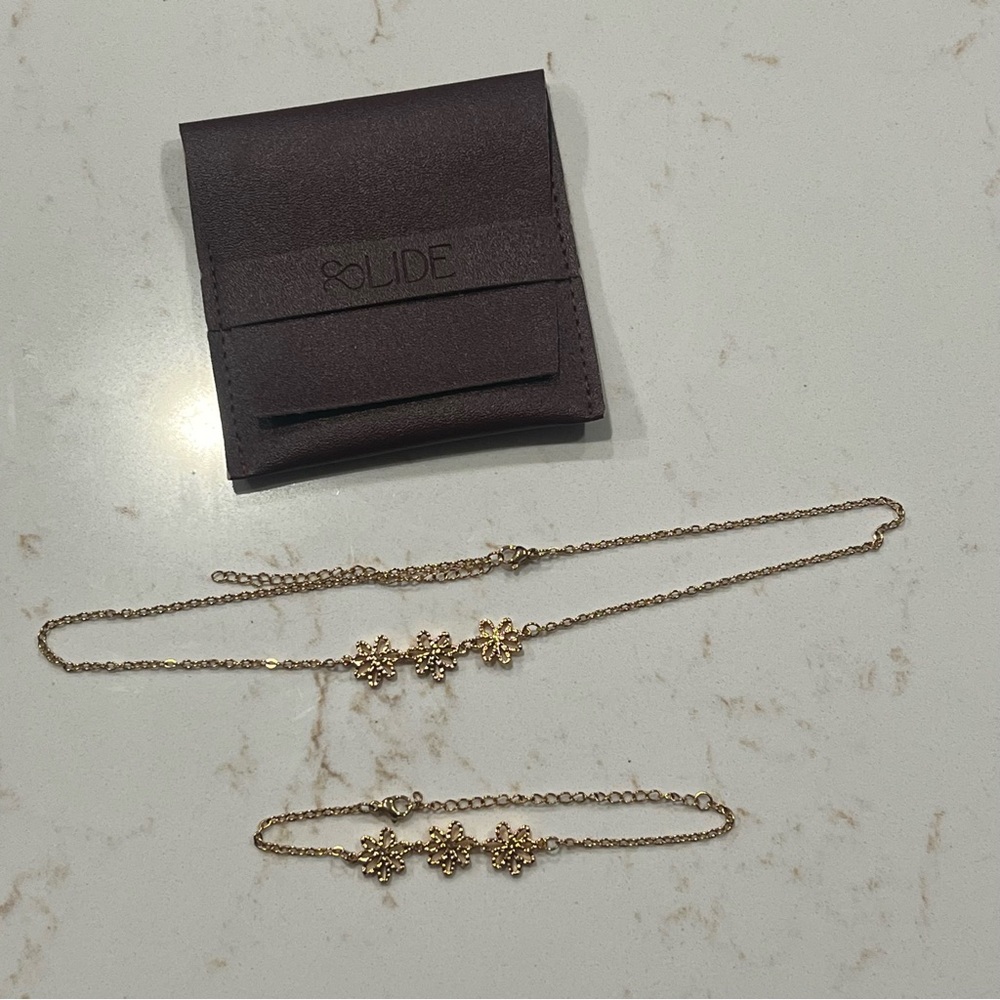 Gold Daisy Flower Necklace + Bracelet Set | Slide Jewelry | Waterproof
